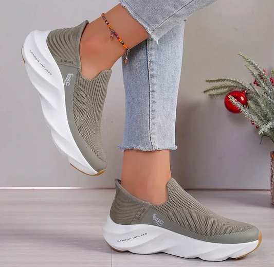 Skechers (Hands-Free Slip-ins™)