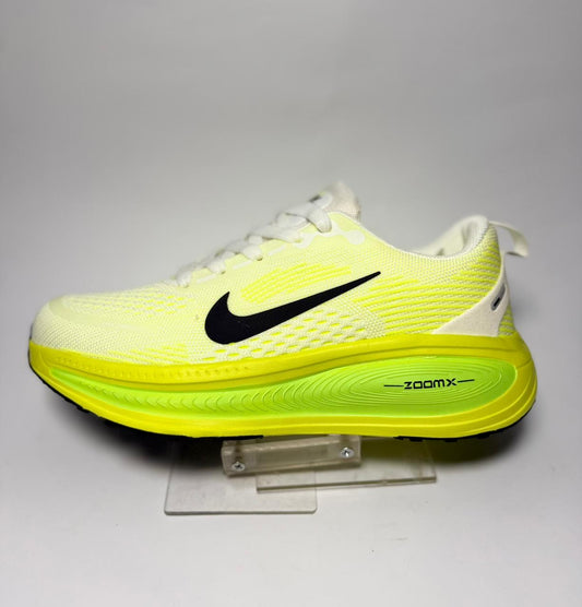 Nike ZoomX Invincible Run Flyknit 3