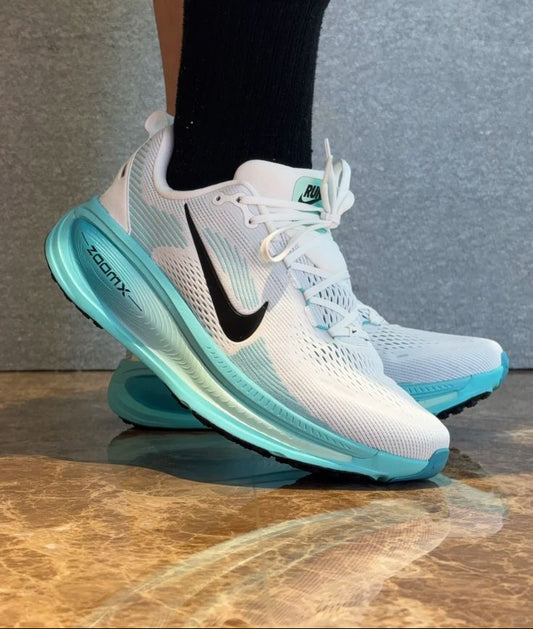 Nike ZoomX Invincible Run Flyknit 3