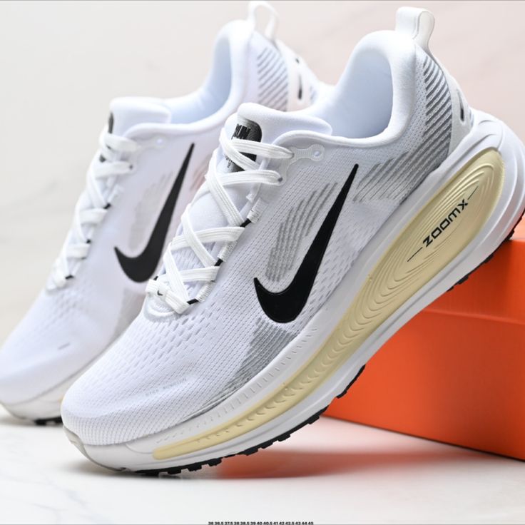 Nike ZoomX Invincible Run Flyknit 3