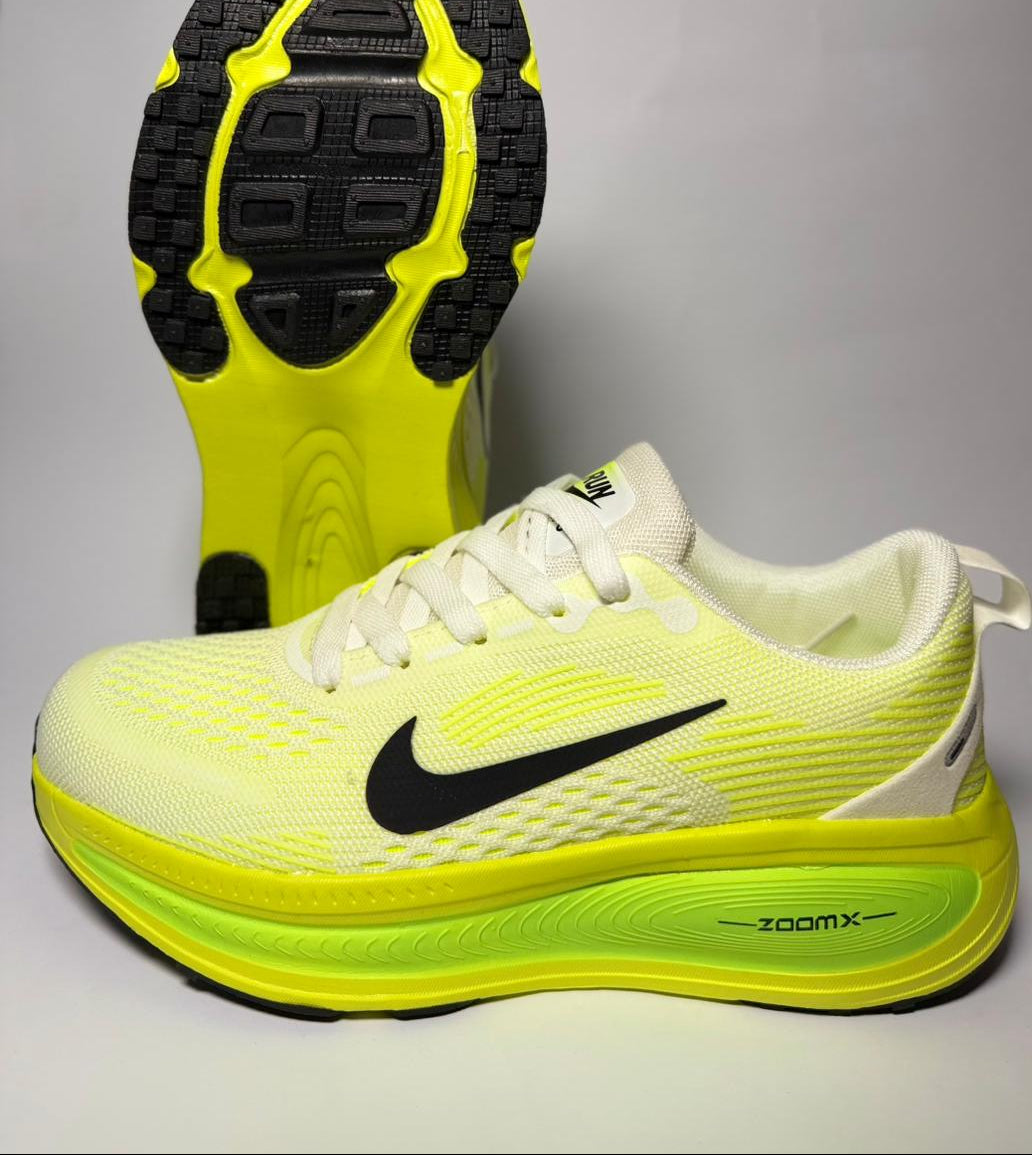 Nike ZoomX Invincible Run Flyknit 3