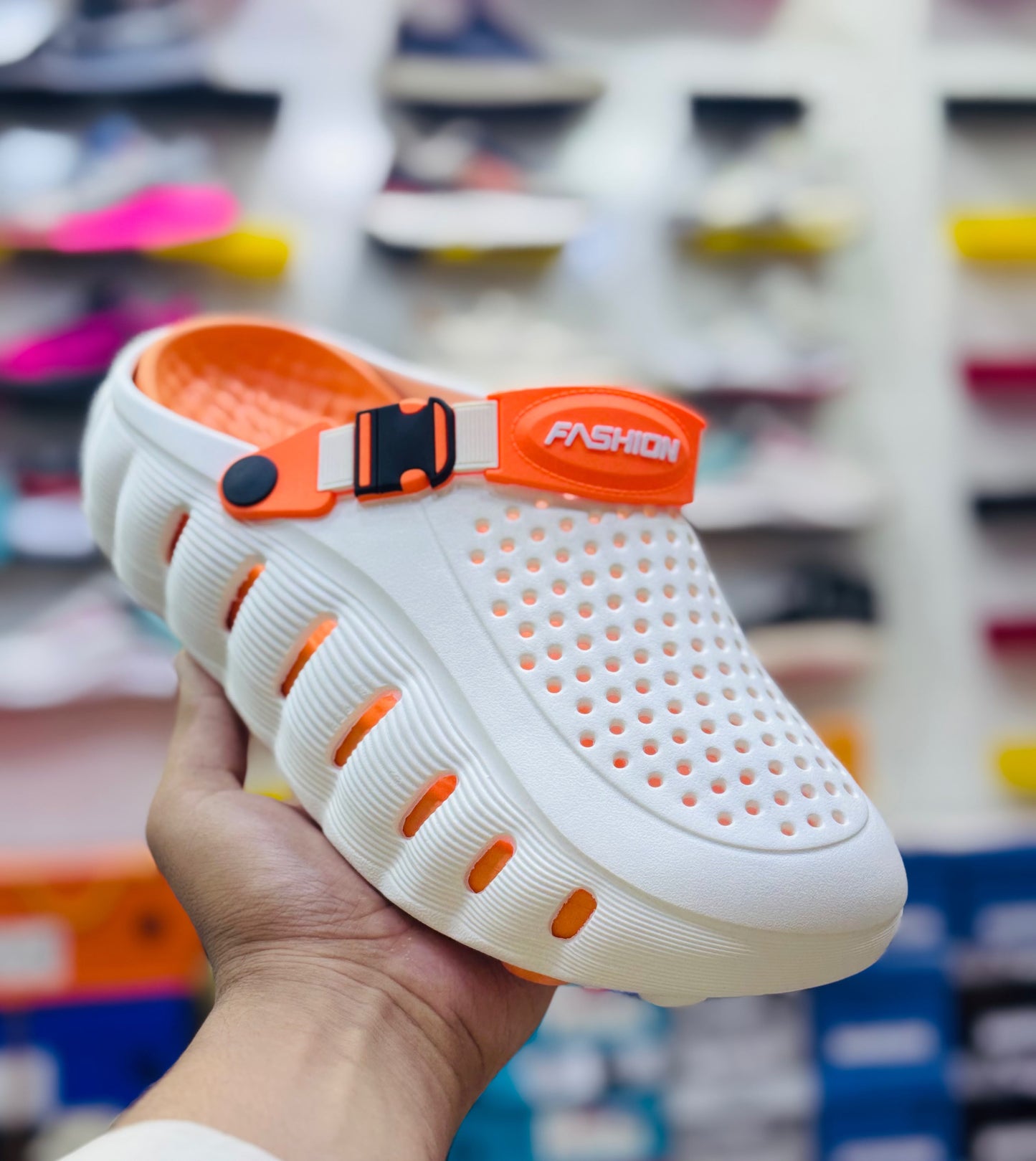 Nike mind slipper